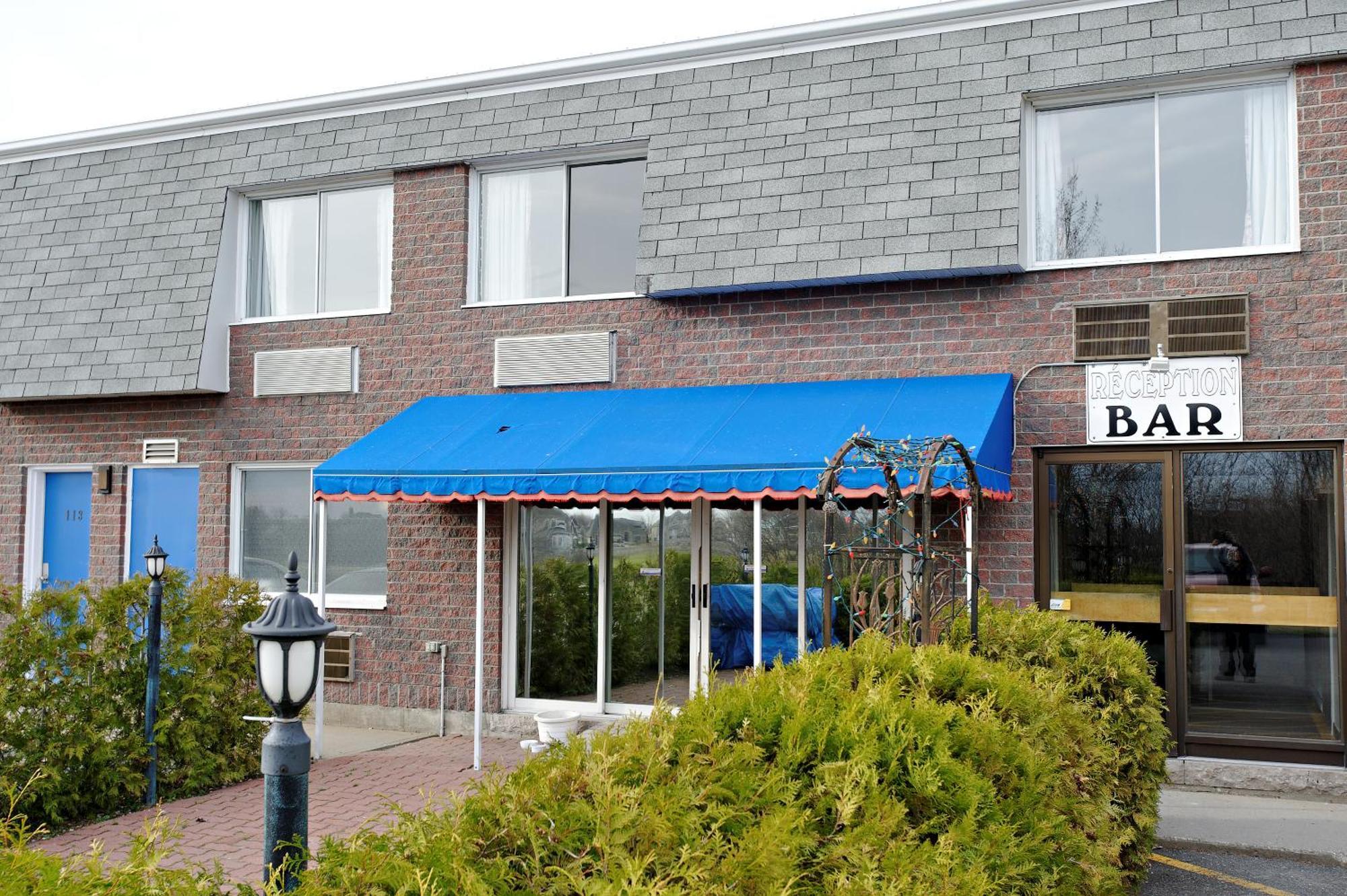 Motel Le Transit Mont-Saint-Hilaire Exteriér fotografie